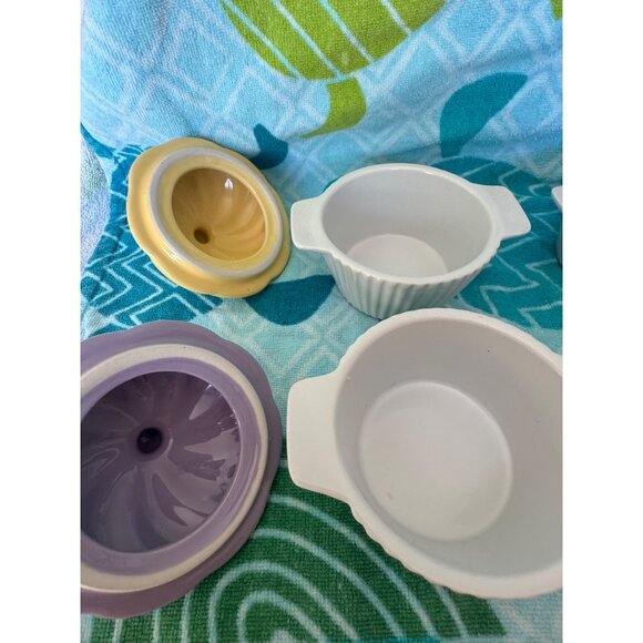 The Cellar Cupcake Themed Ceramic Ramekins With Lids Set Of 4 - Picture 3 of 6